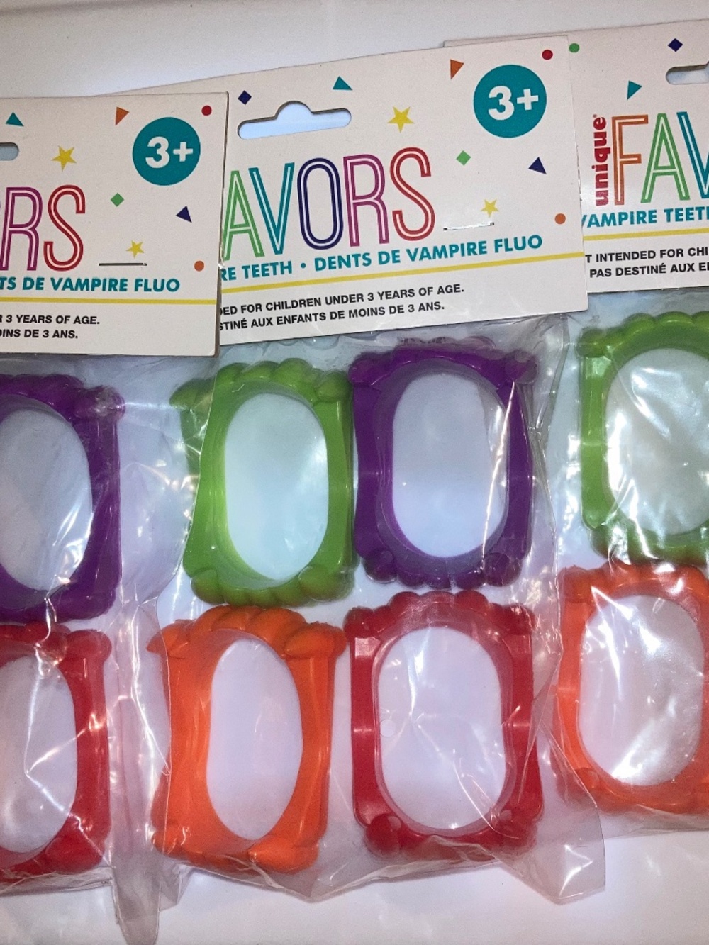 Neon Plastic Vampire Teeth Halloween Party Favors 24-Count Pack NWT fangs